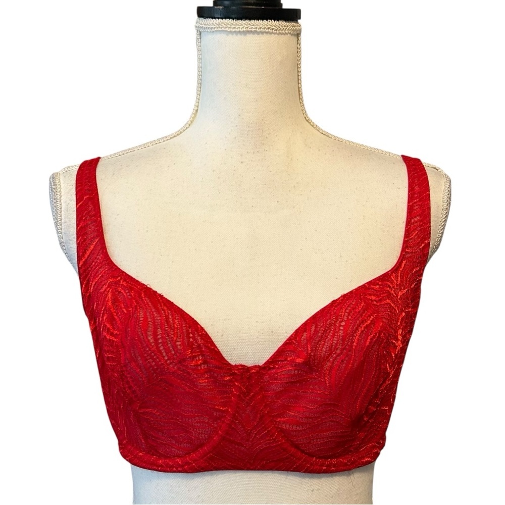 Victoria's Secret Very Sexy Underwire Unlined Balconet‎ Bra SZ 32DDD in Red